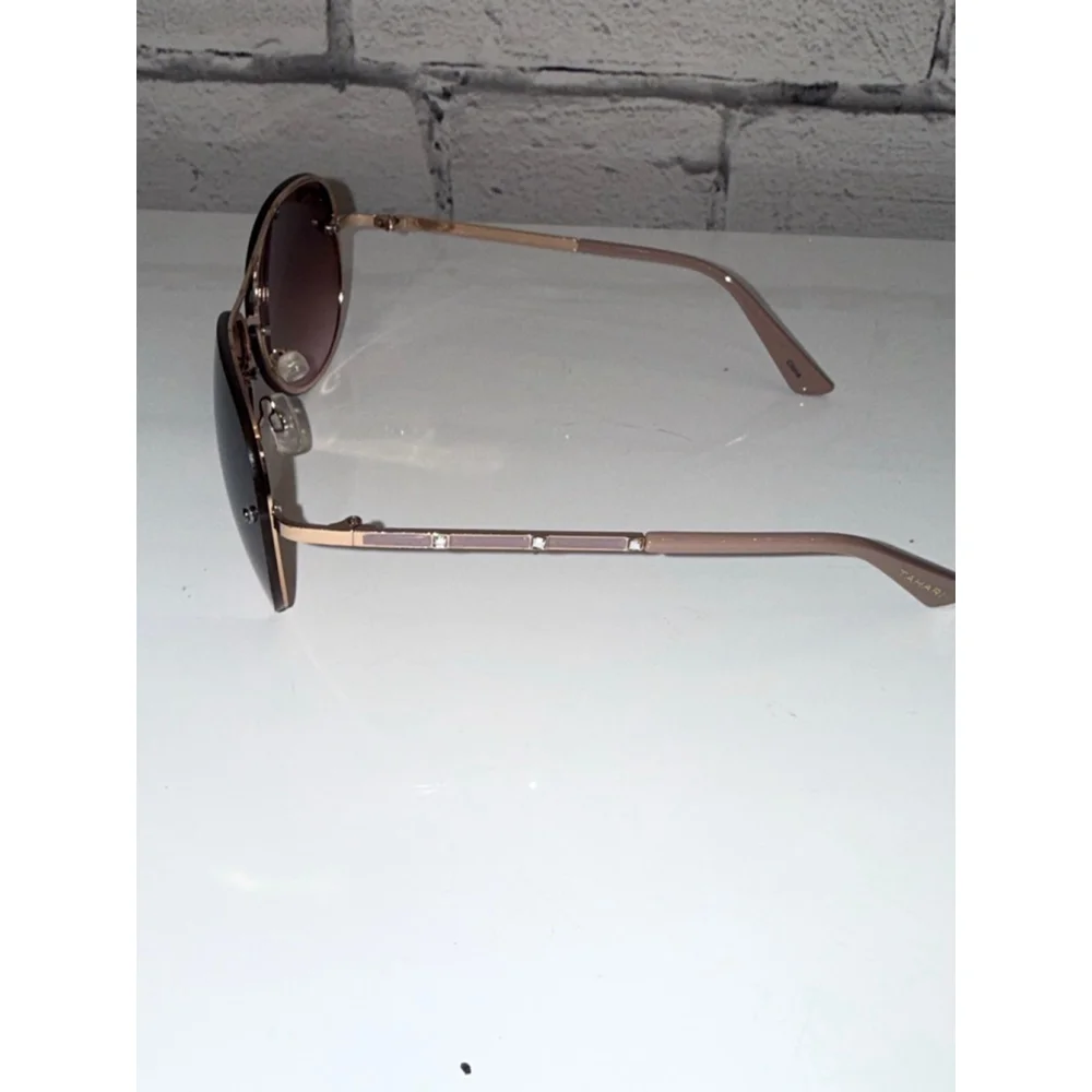 TAHARI Womens Aviator Sunglasses TH651 Brown Gold Roberto Cavalli Hardshell Case